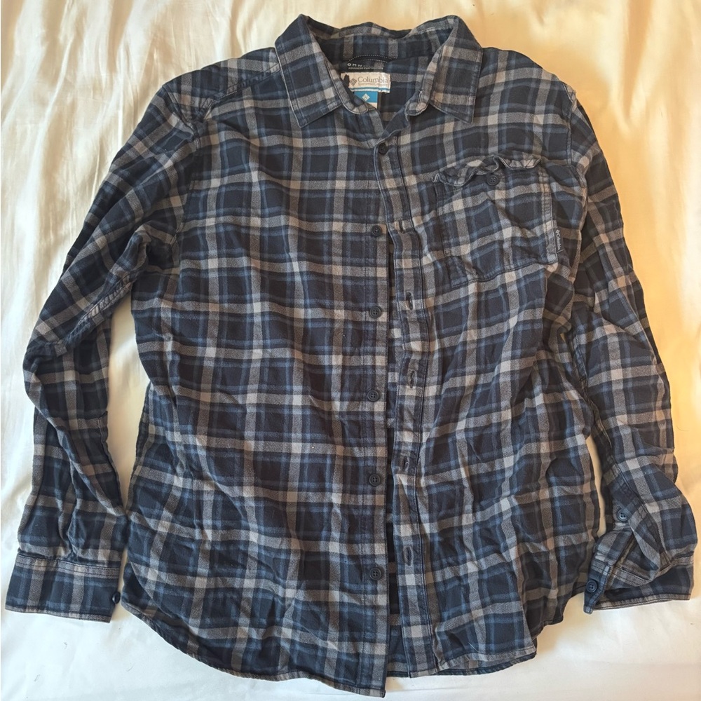 Columbia Button Up